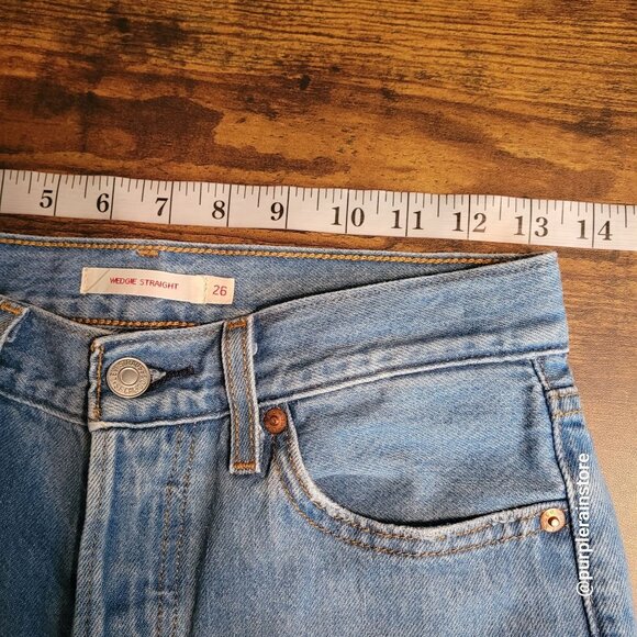 Levi's Premium Wedgie Straight Jeans 26 Button Fly Medium Light Wash Raw Hem - Picture 8 of 13